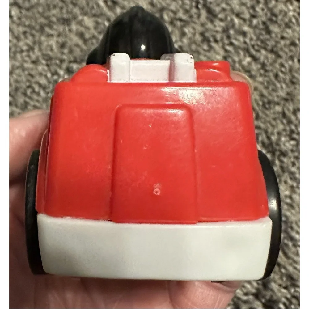 Fisher Price Little People WHEELIES FIRETRUCK Race Car 2009 Vintage Red